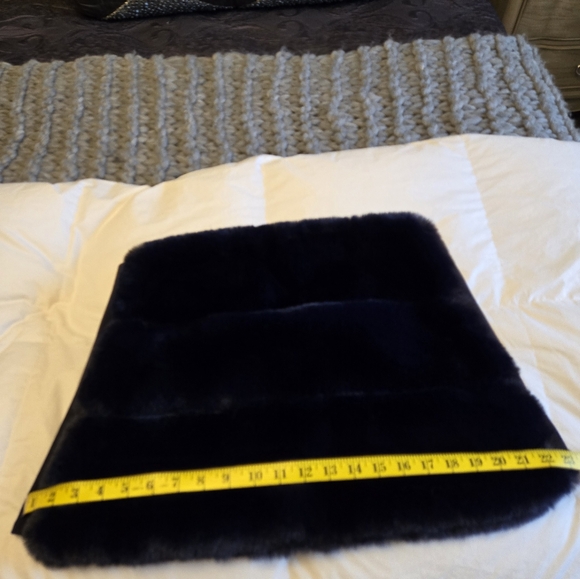 Soia & Kyo Shearling NWOT - Picture 9 of 11